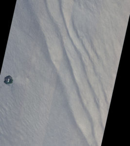 nasa-internal-waves1_barren-island_andaman-sea_internal_ali_2007065_lrg